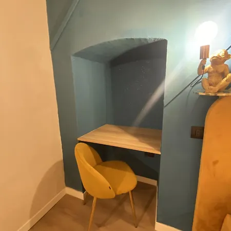 Quiet And Stylish - Center, Minutes To Station Bari